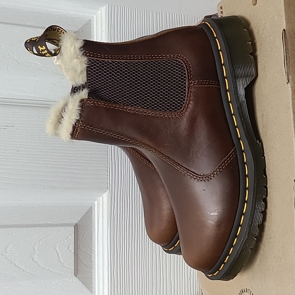 Dr. Martens Shoes Dr Martens 2976 Leonore Butterscotch Fur Lined